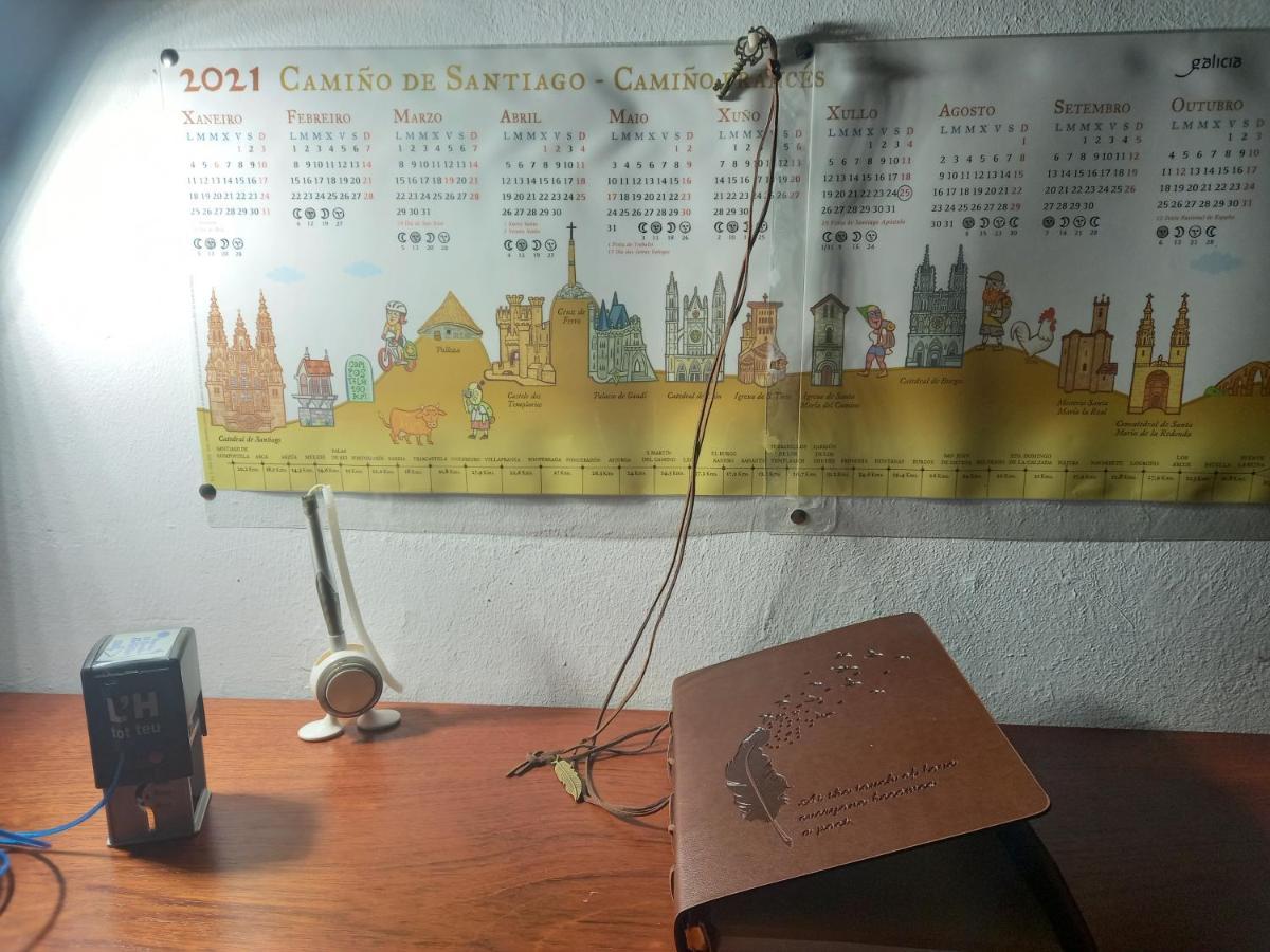 El Bordon De La Casa Batallon Sarria Eksteriør bilde